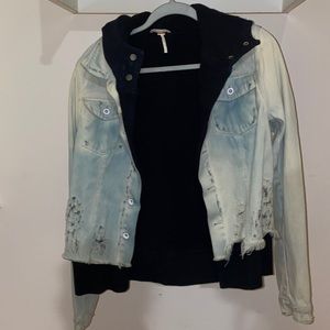 Light denim hoodie jacket